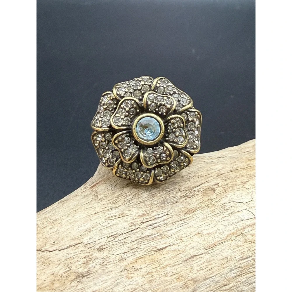 Heidi Daus Crystal Flower Cocktail Ring Bronze Tone Blue Center Stone Size 8